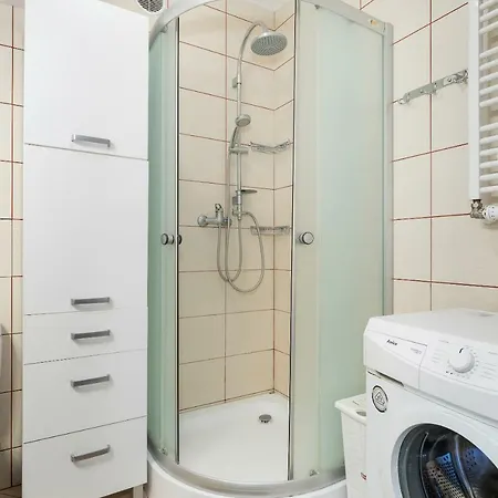 Apartment Economy - Baltycka 17b Z Grazazem Kolobrzeg